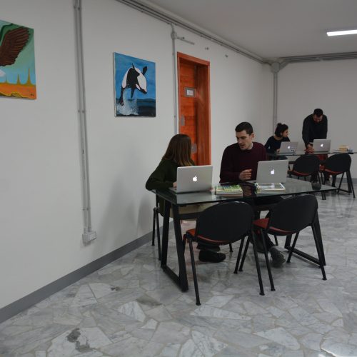 aula studio people 1-min